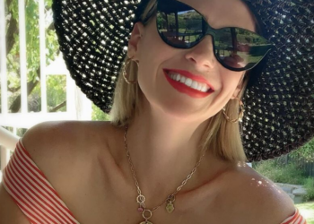 Instagram | @januaryjones