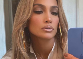 Instagram | @jlo