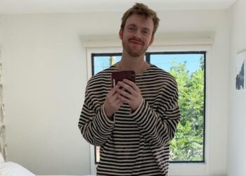 Instagram | @finneas