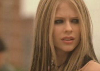 YouTube | AvrilLavigneVEVO