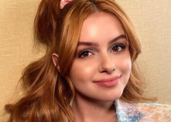 Instagram | @arielwinter