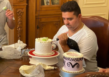Instagram | @buddyvalastro