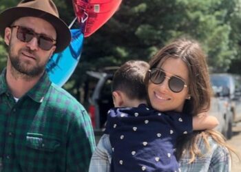 Instagram | @jessicabiel