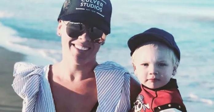 Instagram | @pink