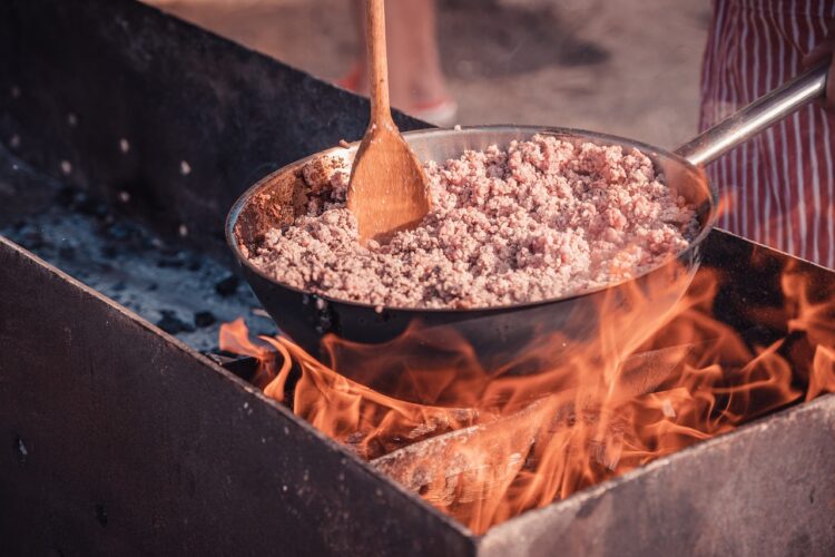 minced meat, barbecue, bonfire