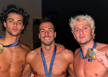 Olympic winners Nicolò Martinenghi, Thomas Ceccon, and Gregorio Paltrinieri pose in shirtless photo