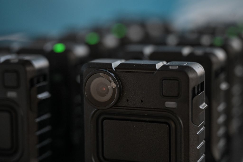 Handover of bodycams to the Erfurt police
