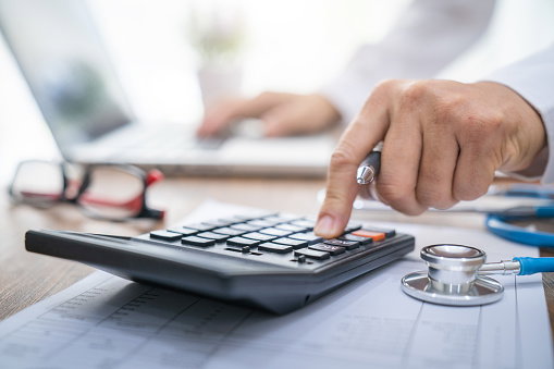 Calculate the cost of medicine,Doctor,cost of health care, concept,