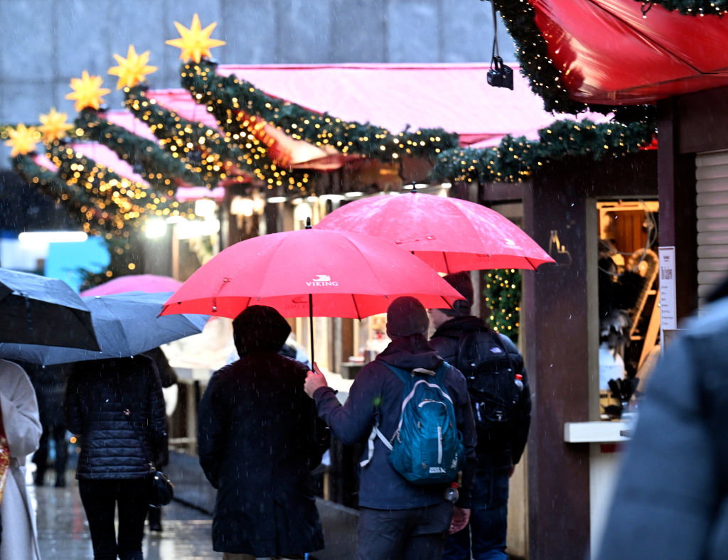 Storm depression reaches Germany - Cologne