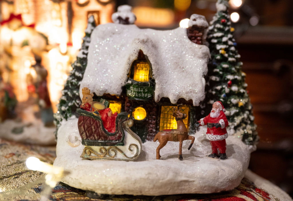 House adorned with Christmas decorations
