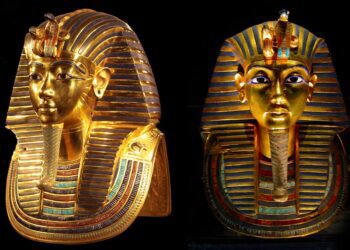 Tutankhamun’s death mask