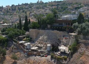 The stretch of wall, at the eastern slopes of the City of David, was long assumed to be built by Hezekiah, King of Judah