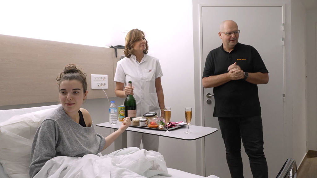 CORRECTION / FRANCE-HEALTH-CANCER-WOMEN-HOSPITAL-GASTRONOMY