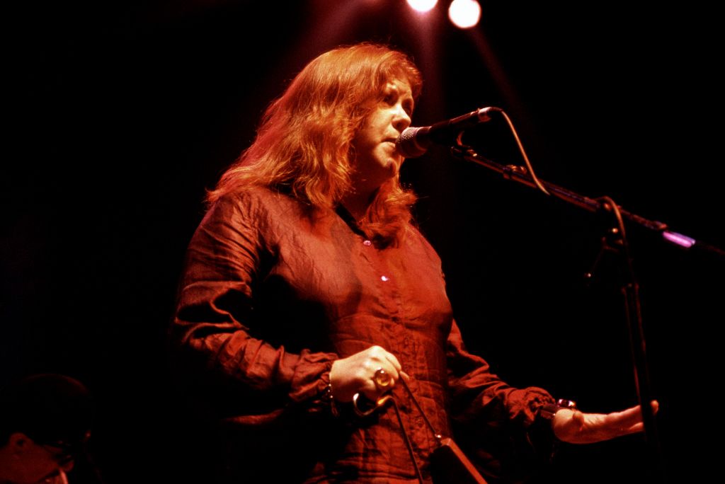 Photo of Kirsty MacCOLL