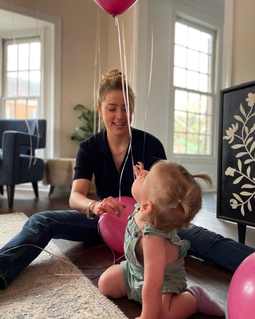 Amber and her daughter Oonagh