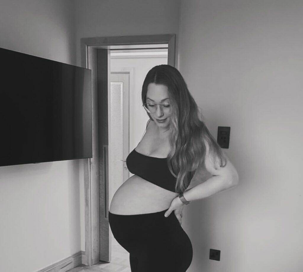 Pregnant Natalie Viscuso