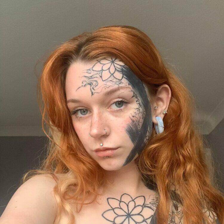 Tattooed lady