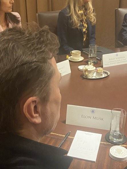 Elon musk notepad message