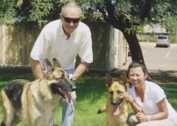 Gene, Betsy, Zinna
