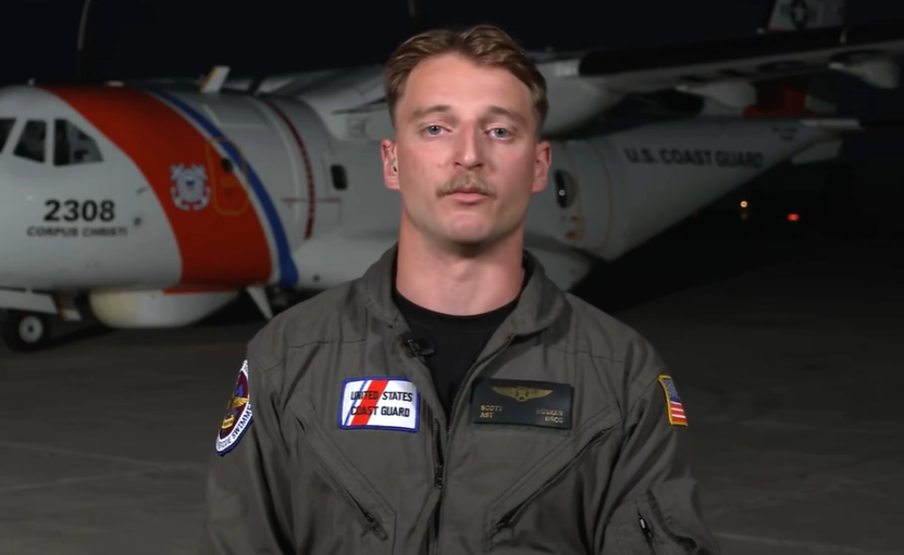 Scott Ruskan rescue swimmer for the US Coast Guard