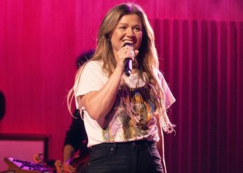 Kelly Clarkson