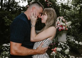 Taylor Swift and Travis Kelce engagement photo
