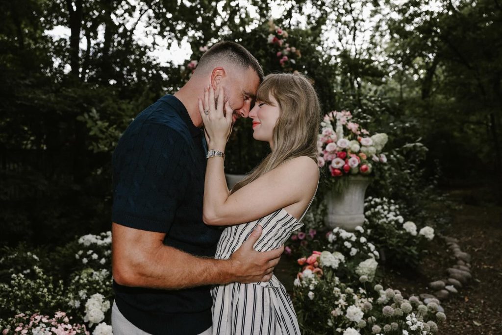 Taylor Swift and Travis Kelce engagement photo