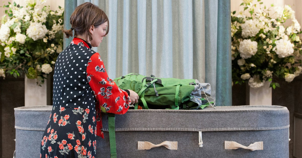 Former Mortician Shares Shocking Reason Most People Quickly Quit The