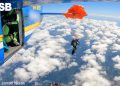 Video if skydiver's parachute getting stuck